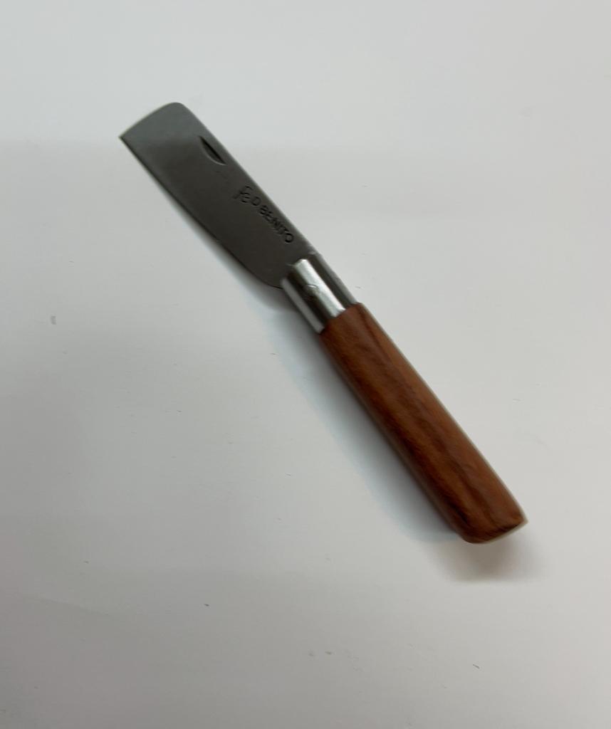 Navaja hoja de carbono 7.5 cm-mango de madera prensada 13200